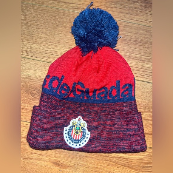 Chivas de Guadalajara soccer team official merchandise beanie hat pompom - Picture 1 of 2